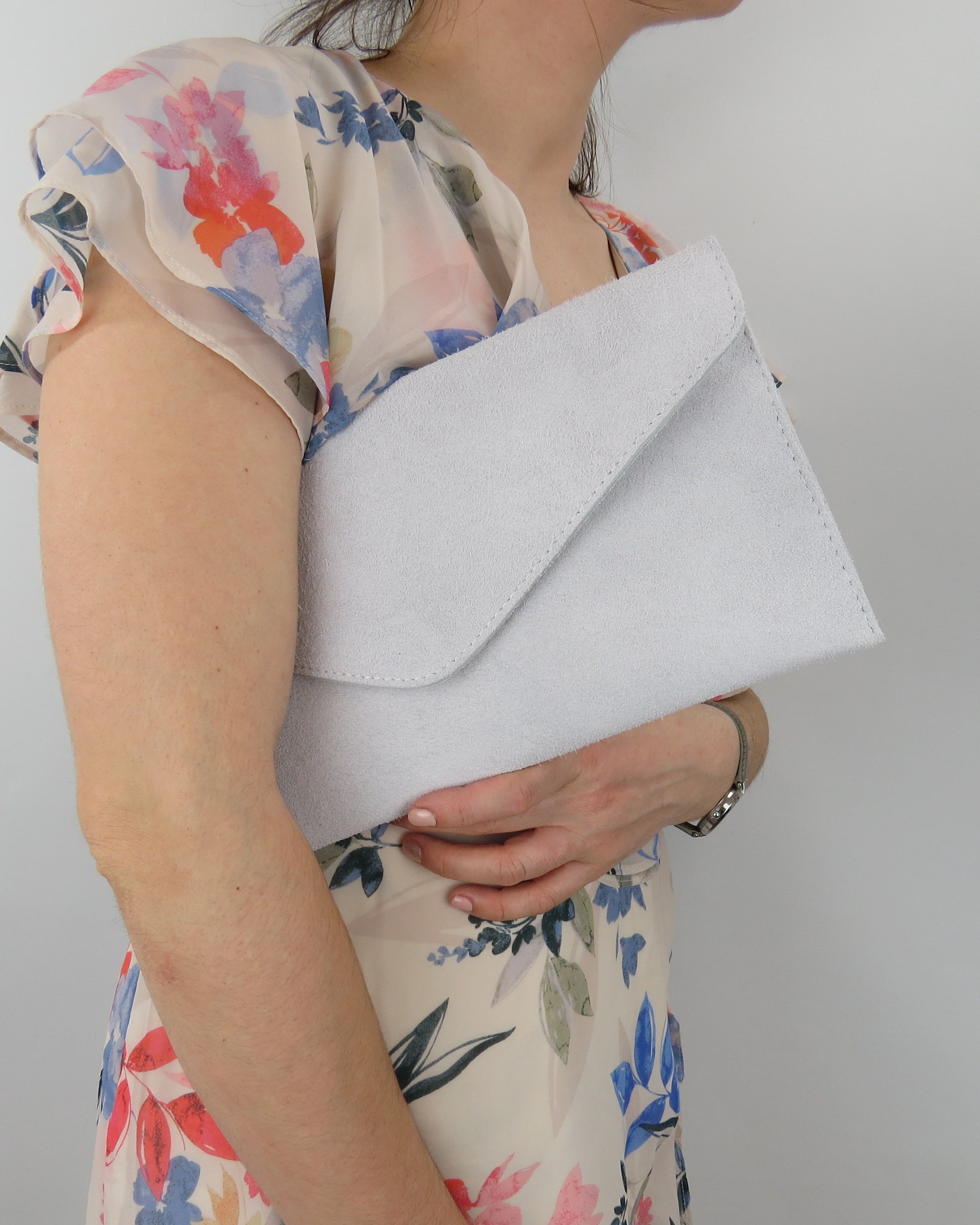 Big white 2024 clutch bag